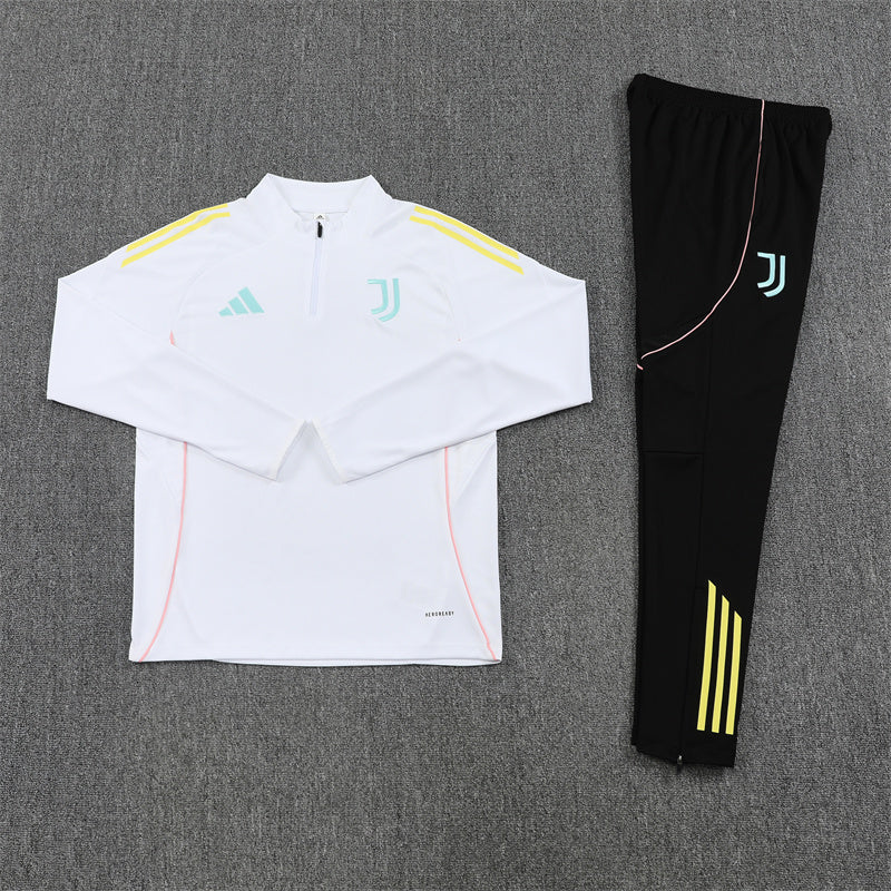 Conjunto Juventus 25/26