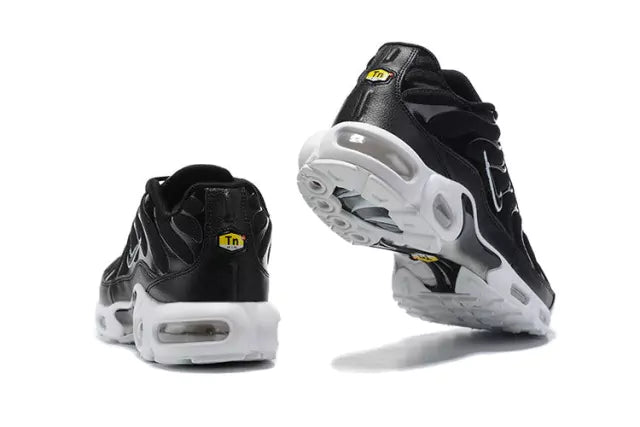 Tênis Nike Air Max TN Plus (Oreo)