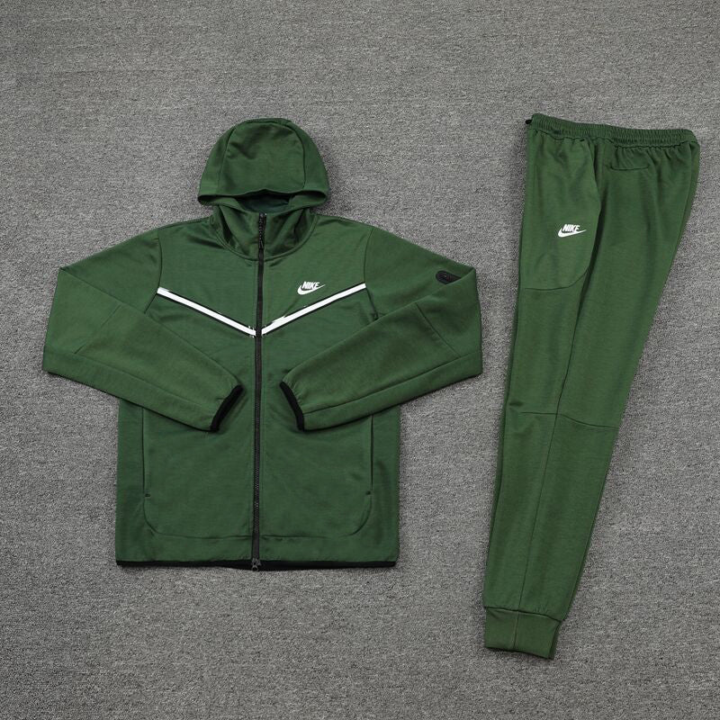 Conjunto Nike Tech Fleece Verde