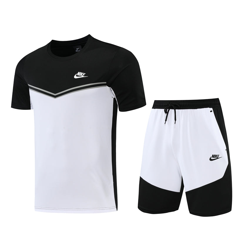 Kit Casual Nike Tech Preto