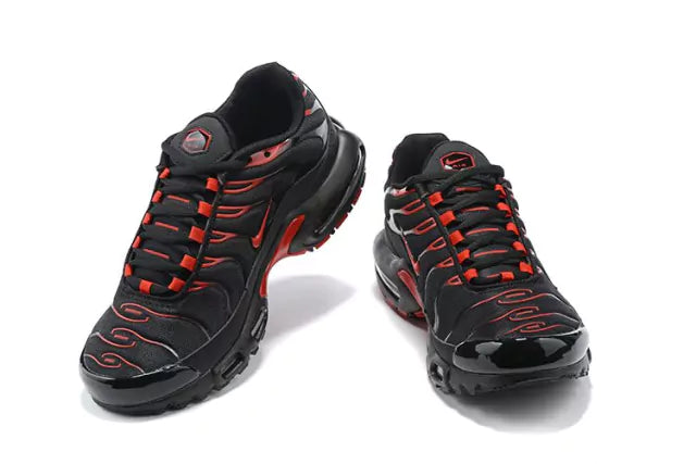 Tênis Nike Air Max TN Plus (Hates)