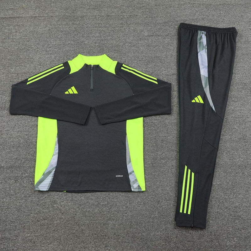 Tracksuit Adidas Tiro Cinza