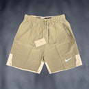 Shorts Nike Marrom
