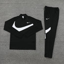 Tracksuit Nike Swoosh Preto