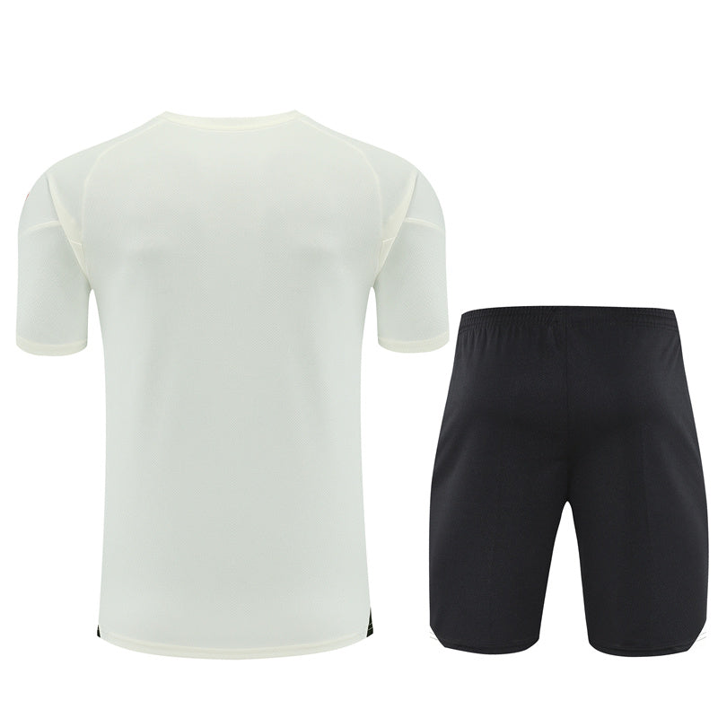 Kit Treino Liverpool 25/26