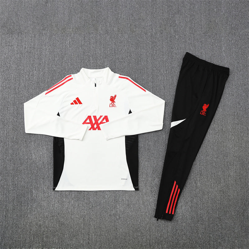 Conjunto Liverpool 25/26