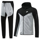 Conjunto Nike Tech Fleece