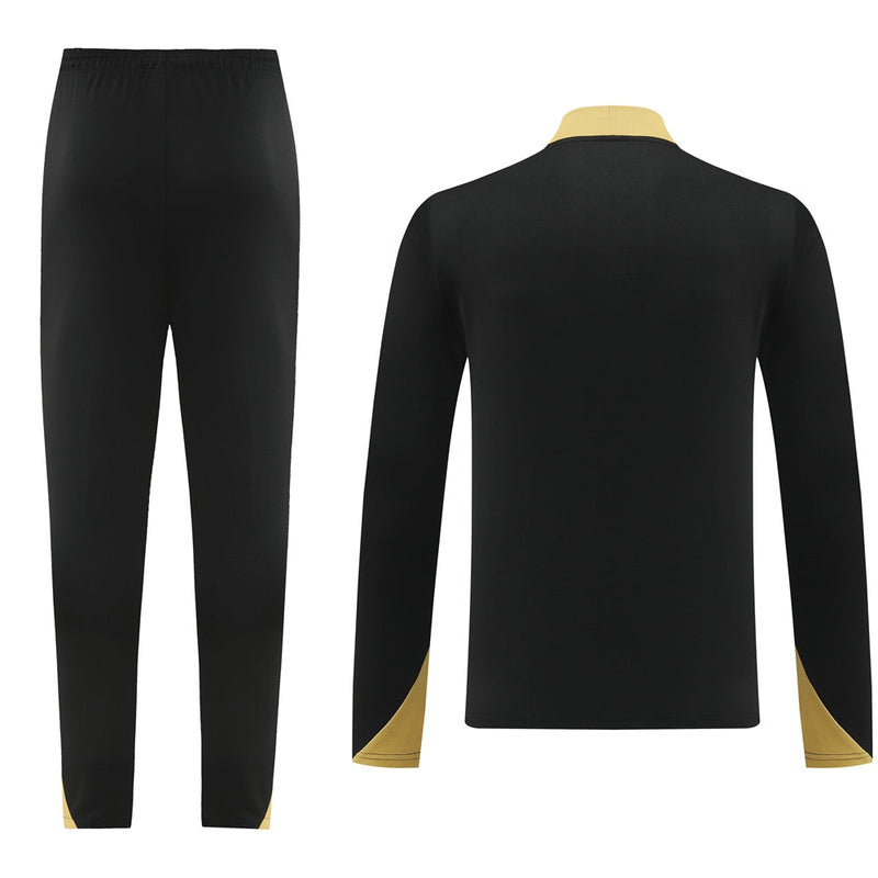 Tracksuit Nike Preto e Dourado