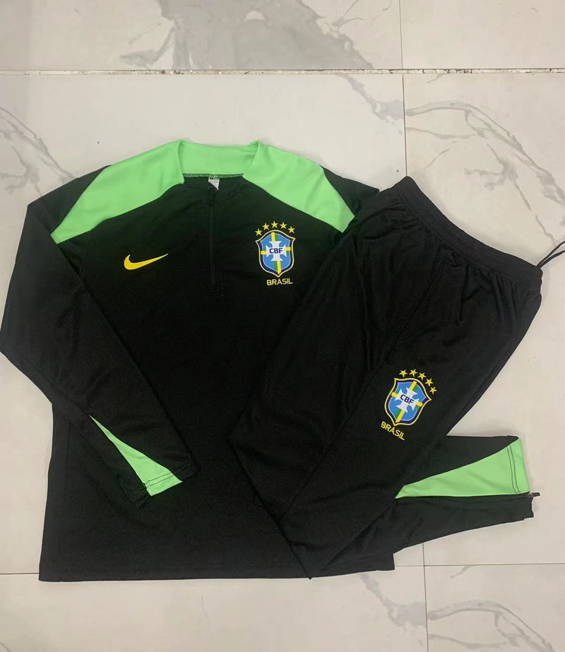 Conjunto Brasil 24/25