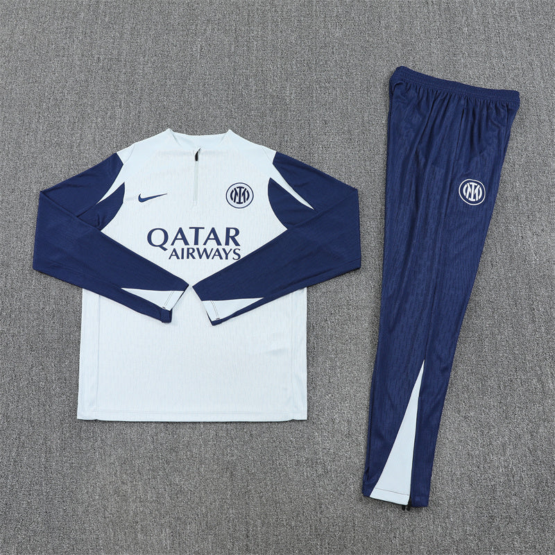 Conjunto Inter de Milão 25/26