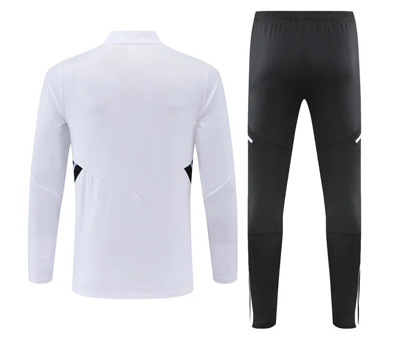 Conjunto Real Madrid 22/23
