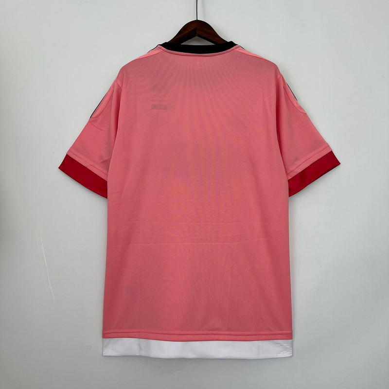 Camisa Retrô Juventus 15/16