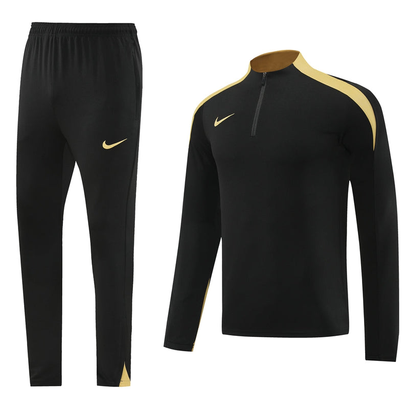 Tracksuit Nike Preto e Dourado