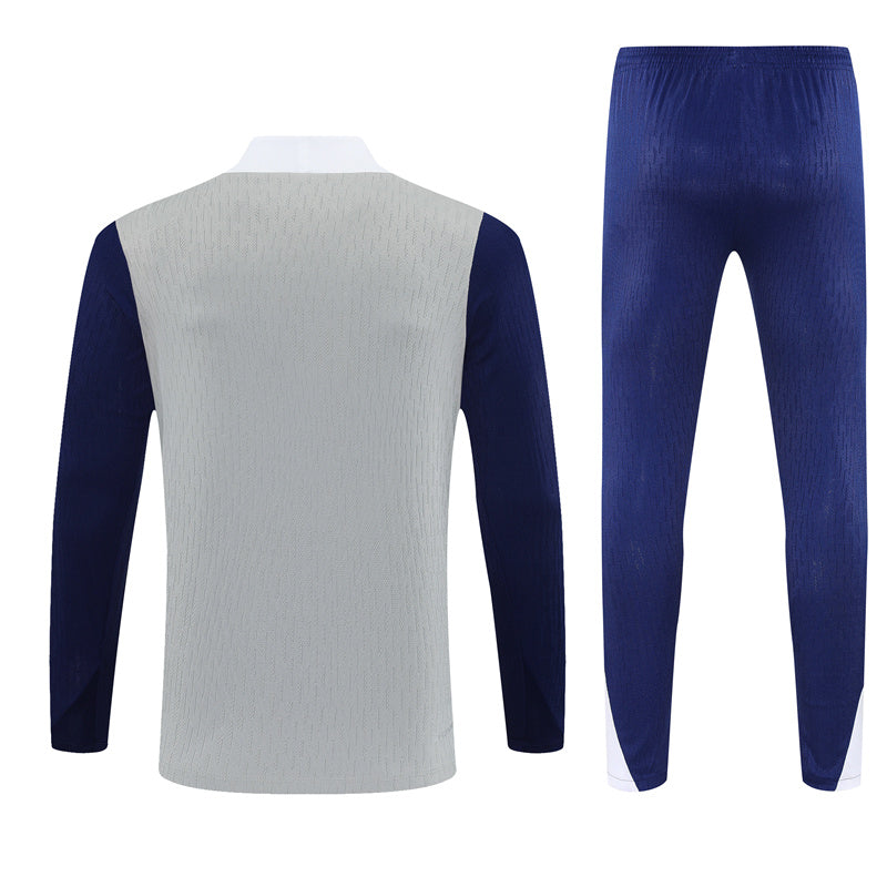 Conjunto Tottenham 25/26