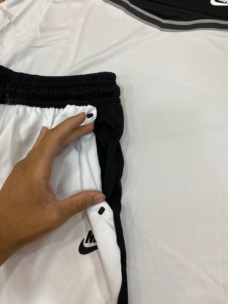 Kit Casual Nike Tech Preto