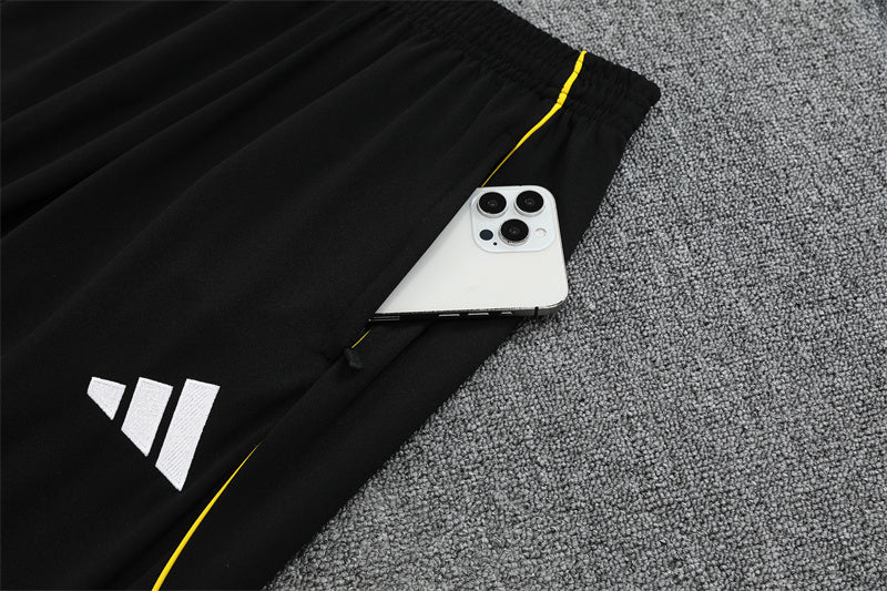 Conjunto Real Madrid 25/26