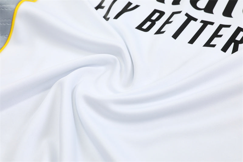 Conjunto Real Madrid 25/26