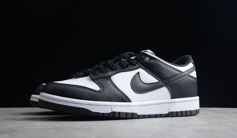 Tênis Nike Dunk SB Panda