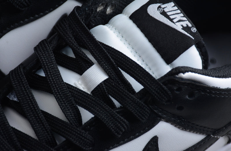 Tênis Nike Dunk SB Panda